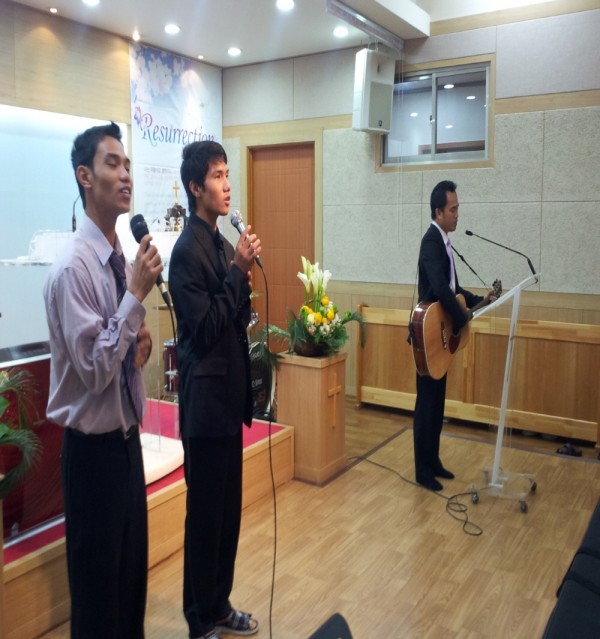 2012-04-22 12.15.16.jpg